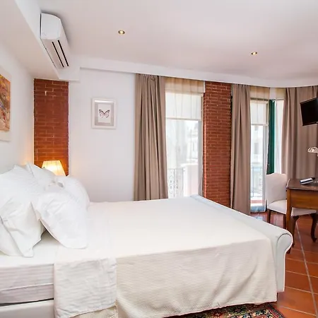 Danezis City Stars Boutique Aparthotel (Adults Only) 4*