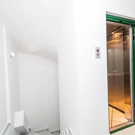 Apartment Danezis City Stars Boutique Aparthotel (Adults Only) 4*