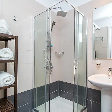 Danezis Stars Boutique (adults Only) アパート