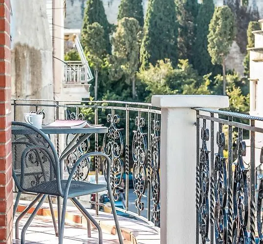 Danezis City Stars Boutique Aparthotel (Adults Only)