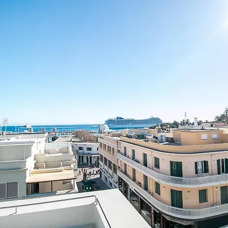 Danezis Stars Boutique (adults Only) Апартаменти 4*