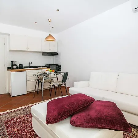 Danezis Stars Boutique (adults Only)